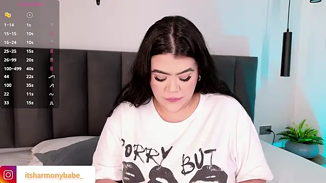 Harmonybabe  online show from March 3, 2026, 8:15 pm