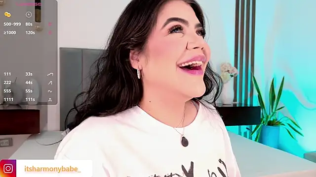 Harmonybabe  online show from May 11, 2026, 8:50 pm
