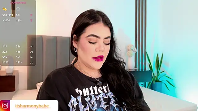 Harmonybabe  online show from May 29, 2026, 8:51 pm