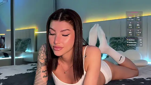 ellie miu online show from June 5, 2026, 8:03 pm