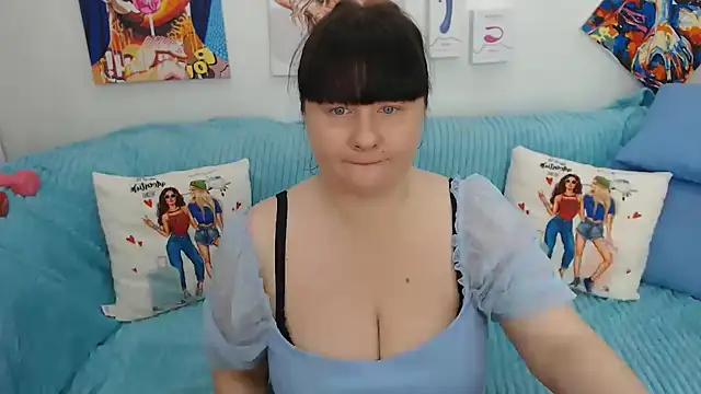 Sexy MALIKKA online show from May 29, 2026, 3:37 am