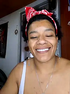 Snapshot of Selket11 chatting on January 14, 2025, 8:15 pm Selket11 online show from January 14, 2025, 8:15 pm