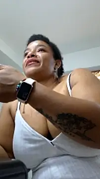 Snapshot of Selket11 chatting on January 16, 2025, 2:08 pm Selket11 online show from January 16, 2025, 2:08 pm