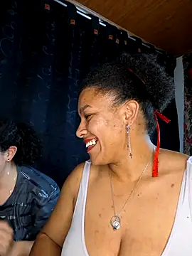 Snapshot of Selket11 chatting on February 24, 2025, 11:19 pm Selket11 online show from February 24, 2025, 11:19 pm