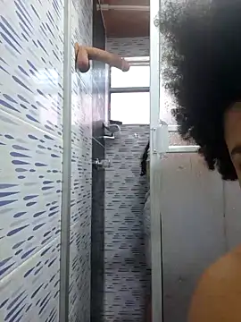 Snapshot of Selket11 chatting on March 10, 2025, 1:10 pm Selket11 online show from March 10, 2025, 1:10 pm