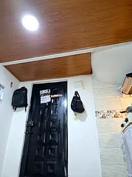 Snapshot of Selket11 chatting on March 11, 2025, 3:34 pm Selket11 online show from March 11, 2025, 3:34 pm