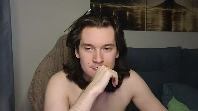 MoreRealAlex online show from April 29, 2026, 5:33 am