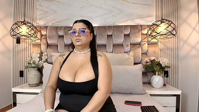Snapshot of JenSexy_ chatting on July 25, 2026, 7:33 pm JenSexy online show from July 25, 2026, 7:33 pm