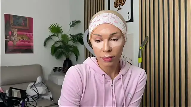 Snapshot of NattyFierros chatting on October 26, 2025, 7:31 pm NattyFierros online show from October 26, 2025, 7:31 pm