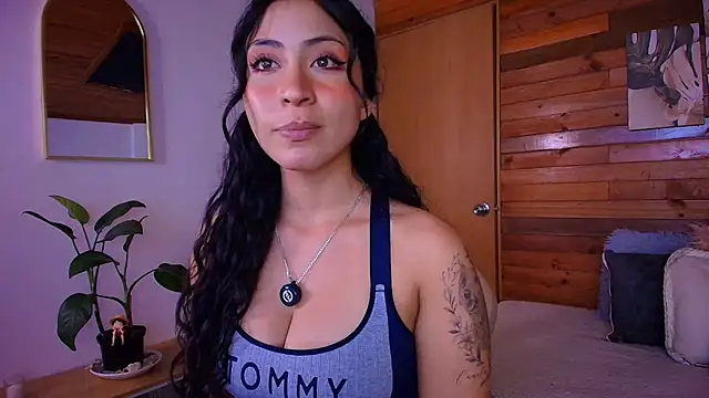 amber curly online show from June 20, 2026, 6:22 pm