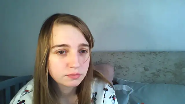 Snapshot of EvieRoseex chatting on April 18, 2026, 2:54 pm EvieRoseex online show from April 18, 2026, 2:54 pm