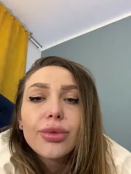 Snapshot of AnnaMaee chatting on January 16, 2025, 1:48 am AnnaMaee online show from January 16, 2025, 1:48 am