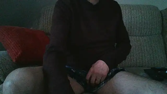 Snapshot of mr_english50 chatting on May 14, 2026, 5:03 am mr english50 online show from May 14, 2026, 5:03 am