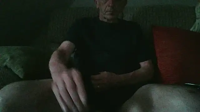 Snapshot of mr_english50 chatting on May 23, 2026, 7:40 pm mr english50 online show from May 23, 2026, 7:40 pm