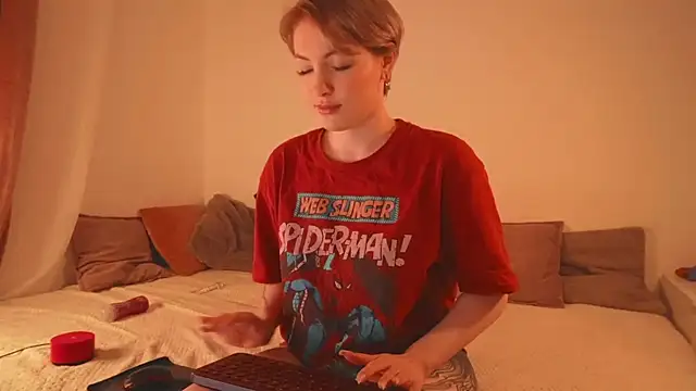 kris69kiss online show from January 24, 2025, 3:02 pm