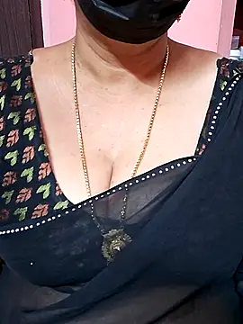 ananya956 online show from October 10, 2025, 11:09 am