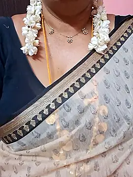 ananya956 online show from June 19, 2026, 12:37 am