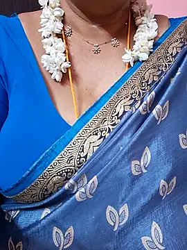 ananya956 online show from June 19, 2026, 1:48 pm