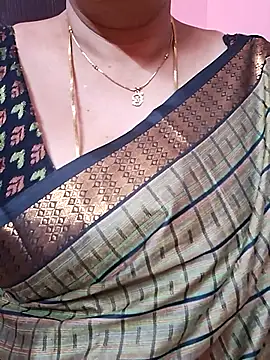 ananya956 online show from June 26, 2026, 5:56 am