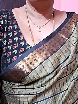 ananya956 online show from June 26, 2026, 8:46 pm