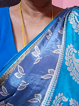 ananya956 online show from July 1, 2026, 9:22 am