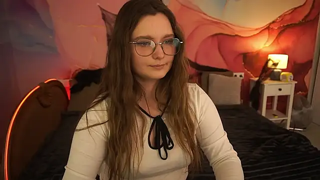 MagicPeachh  online show from October 27, 2025, 7:12 am