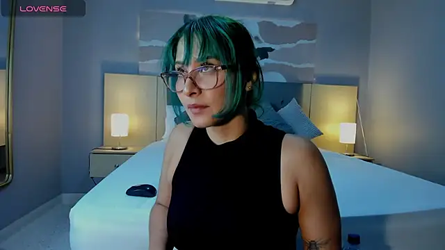 Ramona Flower online show from November 21, 2025, 2:10 am