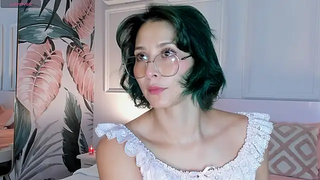 Snapshot of Ramona_Flower chatting on May 3, 2026, 11:38 am Ramona Flower online show from May 3, 2026, 11:38 am