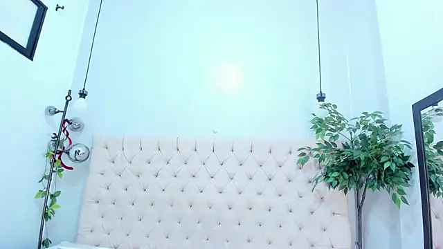 Snapshot of Victoria_Coleman chatting on June 12, 2026, 7:57 pm Victoria Coleman online show from June 12, 2026, 7:57 pm