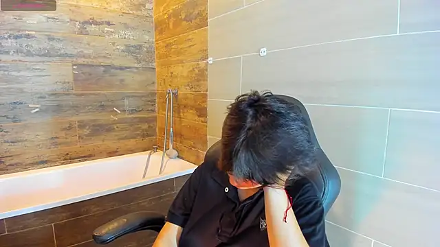 Snapshot of Bryce_Evans chatting on March 21, 2025, 3:24 pm Bryce Evans online show from March 21, 2025, 3:24 pm