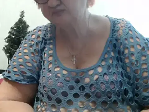 DeniseeRose online show from December 2, 2024, 5:59 am