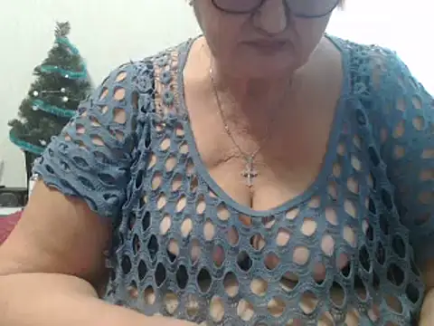 DeniseeRose online show from January 5, 2025, 11:12 pm