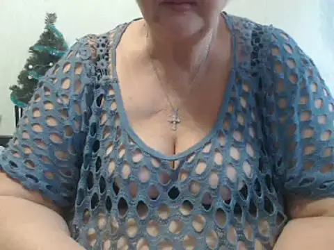 DeniseeRose online show from January 16, 2025, 11:15 am