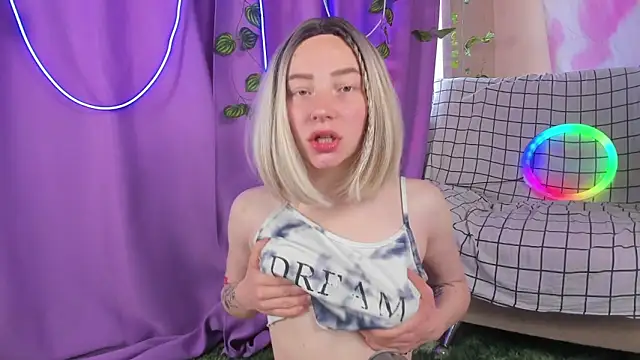 Lexy Lovy online show from September 10, 2025, 7:19 am