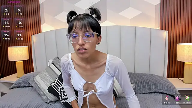 Snapshot of Marge_lasander chatting on September 26, 2025, 2:37 am Marge lasander online show from September 26, 2025, 2:37 am