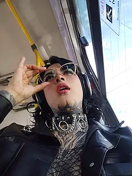 Snapshot of taaylor33 chatting on March 11, 2026, 8:37 pm taaylor33 online show from March 11, 2026, 8:37 pm