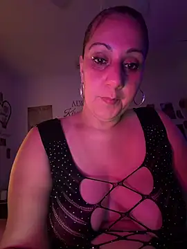 DeeLight124 online show from June 1, 2026, 4:36 am