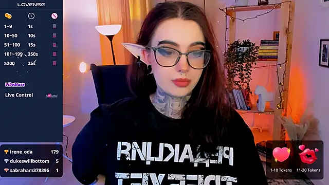 Snapshot of Dixi_Pixi_ chatting on February 9, 2025, 11:58 am Dixi Pixi online show from February 9, 2025, 11:58 am