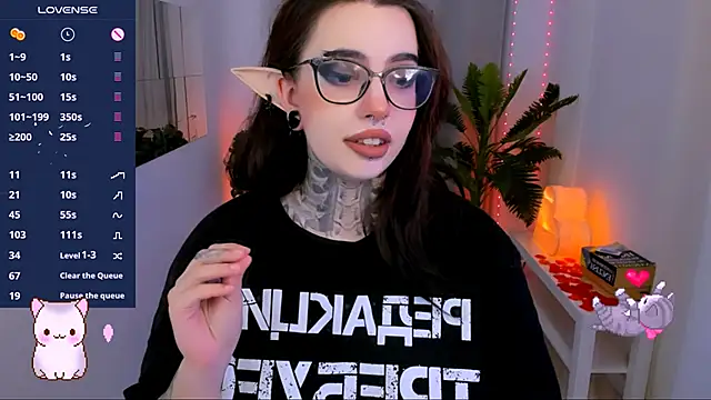 Snapshot of Dixi_Pixi_ chatting on February 15, 2025, 5:41 am Dixi Pixi online show from February 15, 2025, 5:41 am