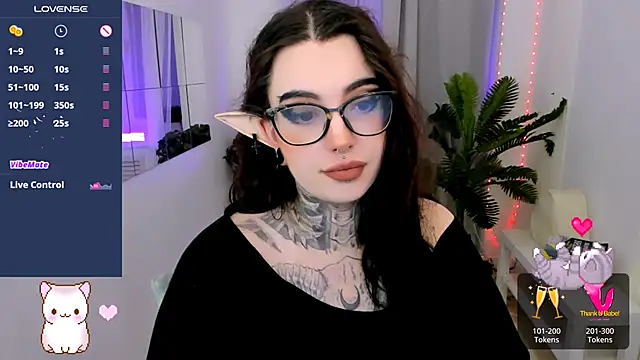 Snapshot of Dixi_Pixi_ chatting on March 13, 2025, 9:10 am Dixi Pixi online show from March 13, 2025, 9:10 am