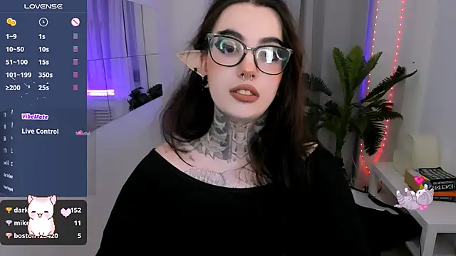 Snapshot of Dixi_Pixi_ chatting on March 15, 2025, 8:48 am Dixi Pixi online show from March 15, 2025, 8:48 am