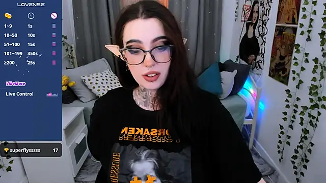 Snapshot of Dixi_Pixi_ chatting on March 22, 2025, 8:51 am Dixi Pixi online show from March 22, 2025, 8:51 am