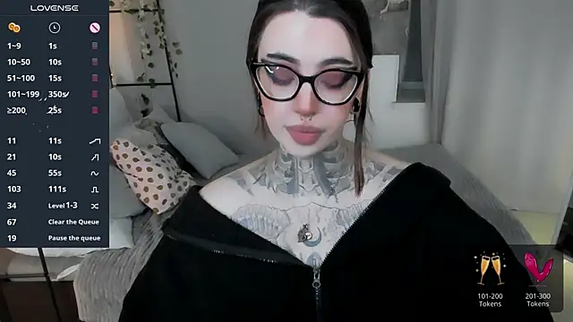 Snapshot of Dixi_Pixi_ chatting on May 8, 2026, 7:36 am Dixi Pixi online show from May 8, 2026, 7:36 am