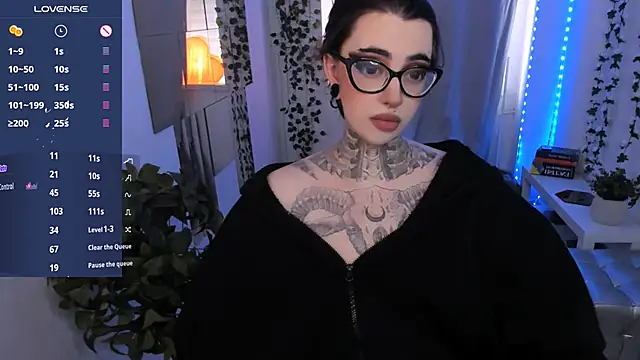 Snapshot of Dixi_Pixi_ chatting on June 12, 2026, 6:56 am Dixi Pixi online show from June 12, 2026, 6:56 am