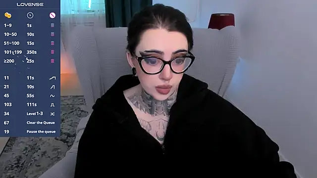Snapshot of Dixi_Pixi_ chatting on June 13, 2026, 5:27 am Dixi Pixi online show from June 13, 2026, 5:27 am