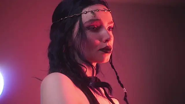 ginger hugs online show from October 1, 2025, 10:16 pm