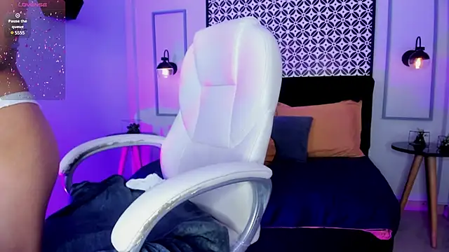 Snapshot of Chloe_fischer_ chatting on December 18, 2024, 2:06 pm Chloe fischer online show from December 18, 2024, 2:06 pm