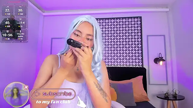 Snapshot of Chloe_fischer_ chatting on January 8, 2025, 1:52 pm Chloe fischer online show from January 8, 2025, 1:52 pm