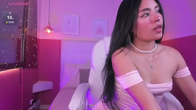 Snapshot of Chloe_fischer_ chatting on January 22, 2025, 8:28 pm Chloe fischer online show from January 22, 2025, 8:28 pm