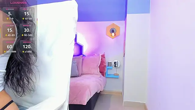 Snapshot of Chloe_fischer_ chatting on September 17, 2025, 2:08 pm Chloe fischer online show from September 17, 2025, 2:08 pm